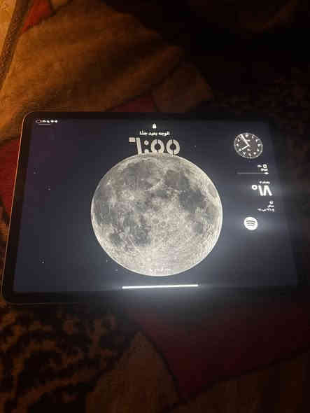 ايباد 11 برو الجيل الرابع M2
ذاكرة 256
حجم الشاشة 11 
مامبدل شي نضيف
بدون ملحقات
بطاريات بالثمانين ممفحوص
السعر 650
مكاني بغداد
واتساب : ***********
