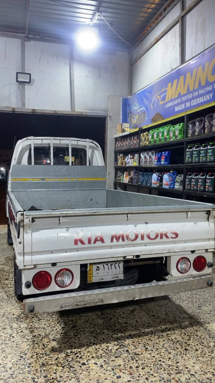 السلام عليكم 
كيا حمل نثيه 2019 سياره جاهزه 
بيها البنيد مبدل مكينه كير شاصي كفاله 
عنواني الكماليه سعر السياره 119$وبيها مجال بسيط 
***********
