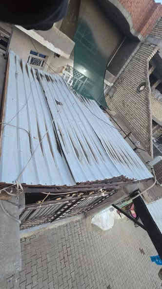 سقيفه للبيع طول 5متر والعرض 4متر 
قواطع عدد 2
الرقم ***********
العنوان بعقوبه
