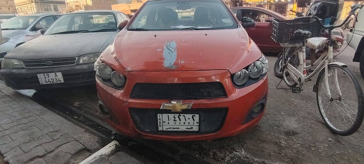 سلام عليكم 
شوفرليت سونك موديل ٢٠١٢ 
مكينه ١٤٠٠ تيربوا بيها صوت رواجز بس اول ما تشغل سياره  ابيعلك مكينه مستويه  
  تبريد شغال وجاهز  حداديه خير من الله  
 بيها طخات بسيطه يرادلها شوي ترتيب  
رقم نجف  سنوية  ساقطة "باسمي" اتعهد بنقل ملكية وغرامات وتجديد سنوية   
سعر ٥٥وبيها مجال بسيط


**إذا كنت صاحب هذا الإعلان وتريد حذفه لأي سبب، رجاءا أرسل رسالة إلى الدعم الفني**
