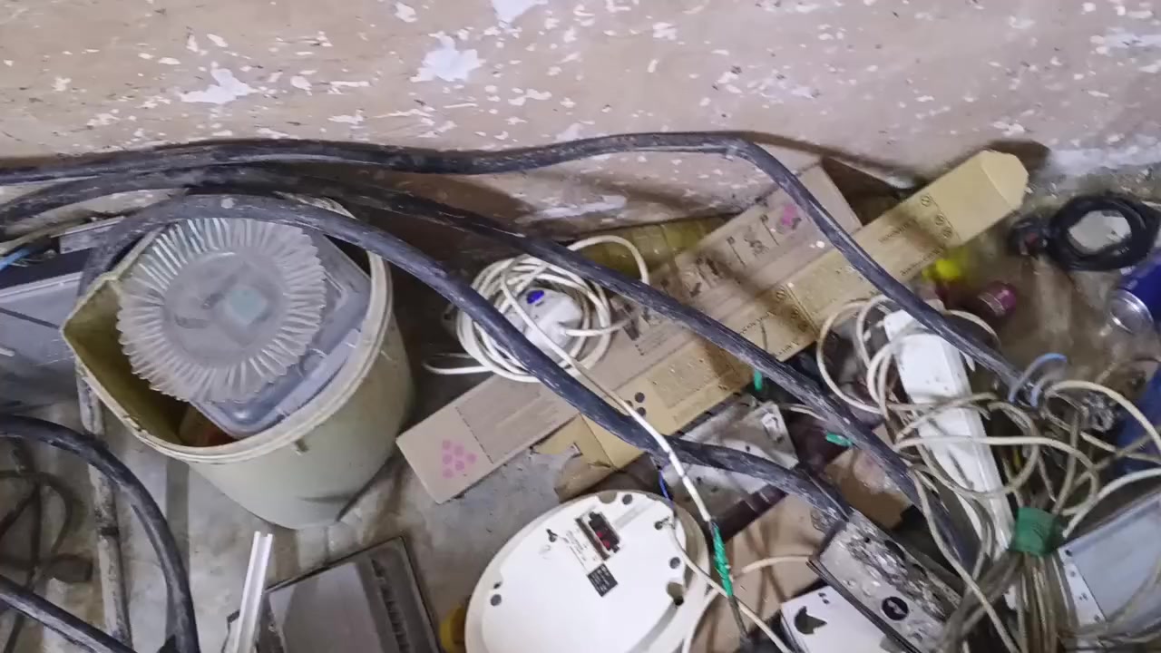 مجموعة كيبلات للبيع
والبالصورة اعلى سعر ابيع


**إذا كنت صاحب هذا الإعلان وتريد حذفه لأي سبب، رجاءا أرسل رسالة إلى الدعم الفني**