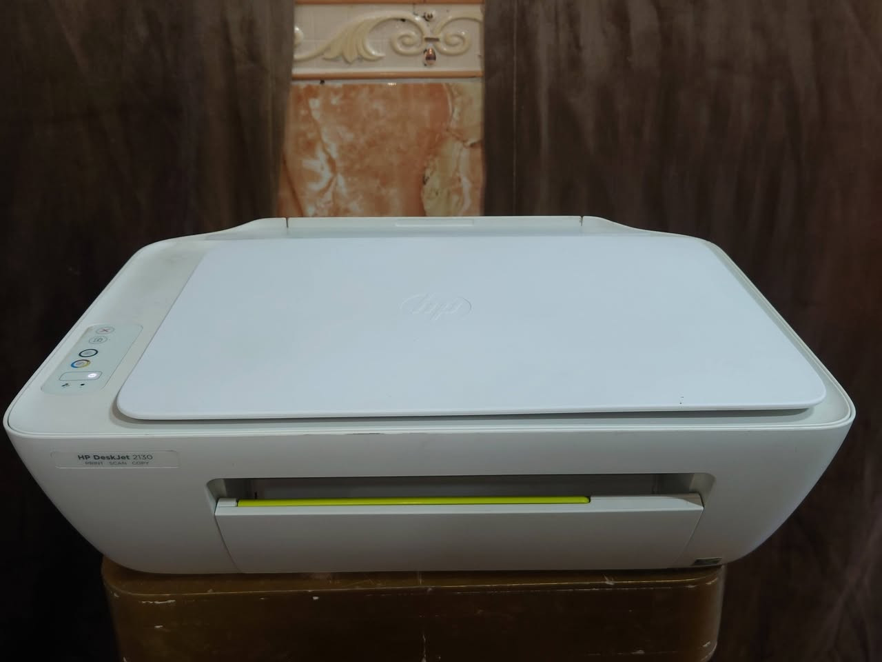 طابعة اج بي عادي وملون كاترجات
اسمها hp Deskjet 2130
مناسبة للاستخدام المنزلي واستنساخ الهويات والمستمسكات
بيها استنساخ وتطبع من الحاسبة تطبع كتب وملازم
الطابعة شغالة وكاملة 
السعر 45 الف وموجود توصيل


**إذا كنت صاحب هذا الإعلان وتريد حذفه لأي سبب، رجاءا أرسل رسالة إلى الدعم الفني**