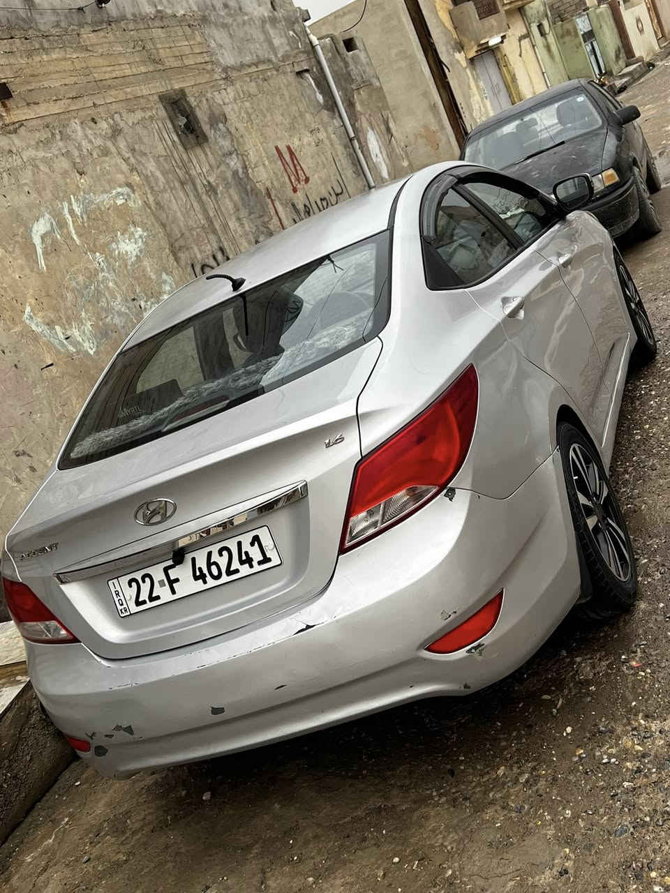 سلام عليكم اكسنت موديل 2016رقم اربيل جديد هزه جديده 
محرك شرط كير شرط السياره كوري كير اي تي محرك عادي 
السياره بسمي وكاله وتحويل شرط السياره مصبوغه عام بدون اي ضرر بجم كبس حوض كبس بدون اي دواخل بشرك سبب الصبغ جانت مقحل السياره ونصبغت سعر 85$بيها مجال مكان السياره موصل جانب الايسر حي السماح قرب محطه المشاعل 
رقم الموبايل ***********بيها وتساب
