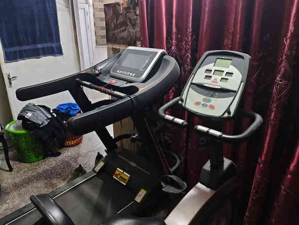 يتوفر غراض للبيع 
كنتور سعره 300 الف
جهاز جري ثابت سعره 300 الف
جهاز كهربائي رياضي جبلي سعره 550 الف جميع الغراض بيهن مجال بسيط 
مكان حي اور 
للتواصل والاستفسار واتساب ***********
