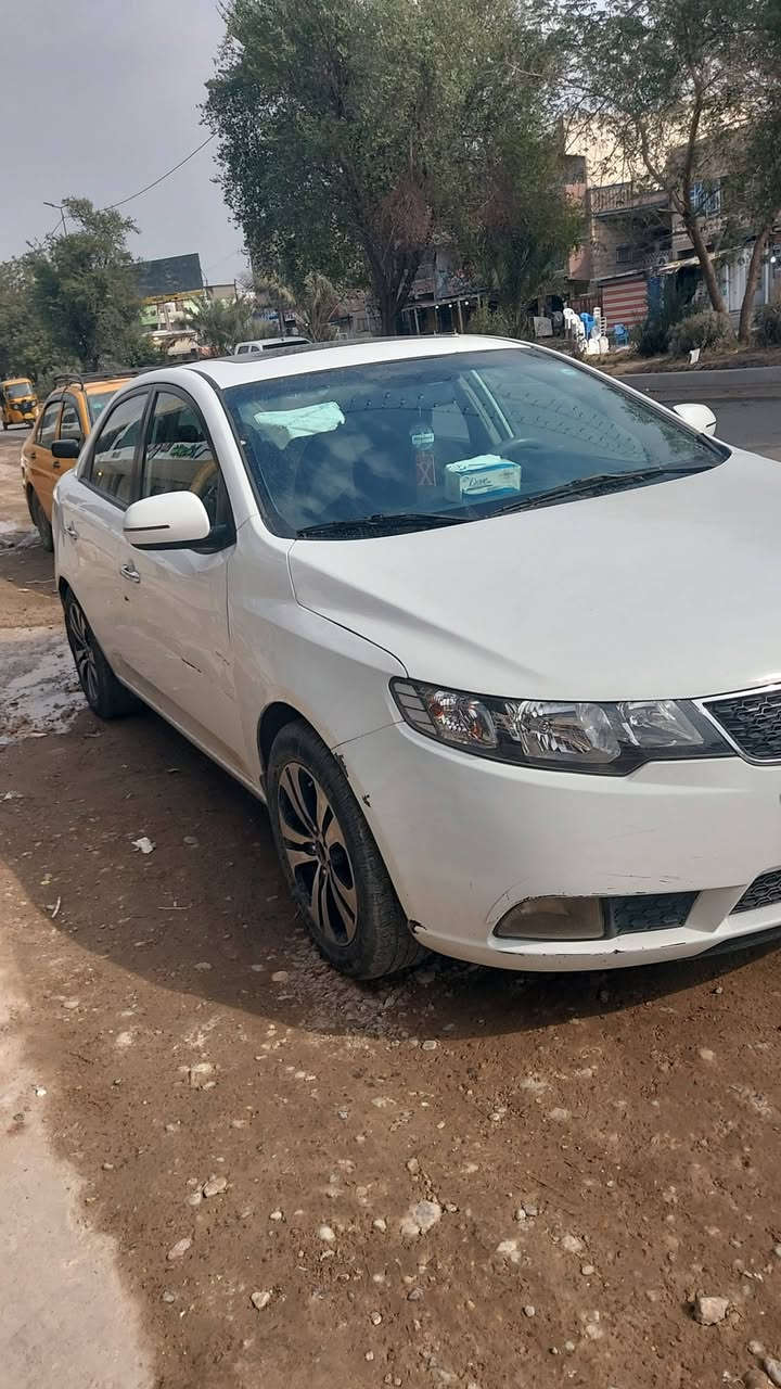 سياره البيع مديل ٢٠١٣ فول موصافات وراد خليجي بيه جملخ صبخ بيه ملحضات شوي اكفلك محراك وكيرار هاذ رقم  *********** سعر ٩٠ وبه مجل  مكن الشعب
