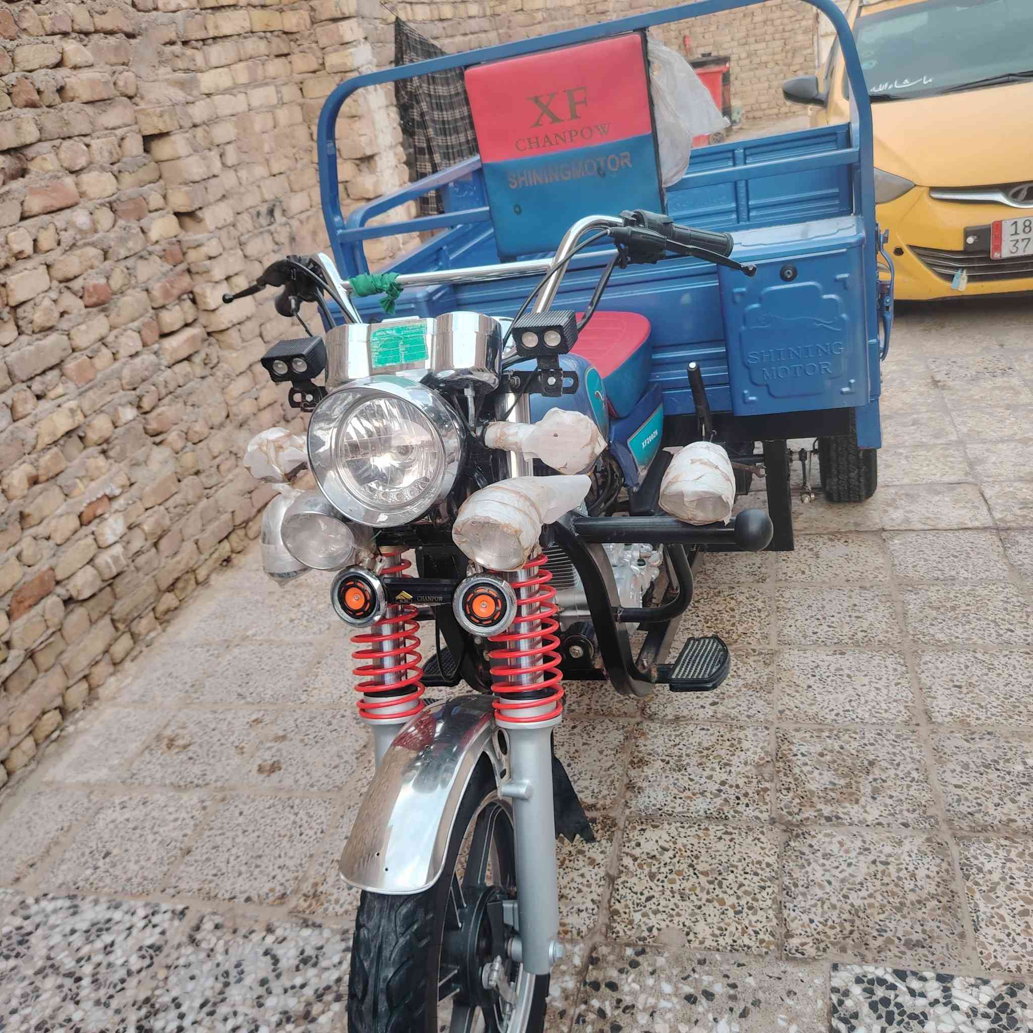 ياالله اللهم صل على محمد وآل محمد
ستوته جمره فحل ابو لوي اصلي
موديل ٢٣ أوراق اصوليه مشروع وطني
كهربياته مكينه شاصي بدي كفاله
حجم تايرات ١٣ جوبلس
مكينه متين سييي
ورك كيه
 
ترهم بيع وترهم مراوس
شعدك مراوس جيبه
الك زايد نطيك النه
زايد تطينه
مكانه يكون ديوانيه حمزه شرقي هاذه رقمي ***********
