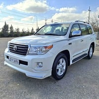 لاندكروزر GXR • ٢٠١٥ • ٩٥٠٠٠ كم