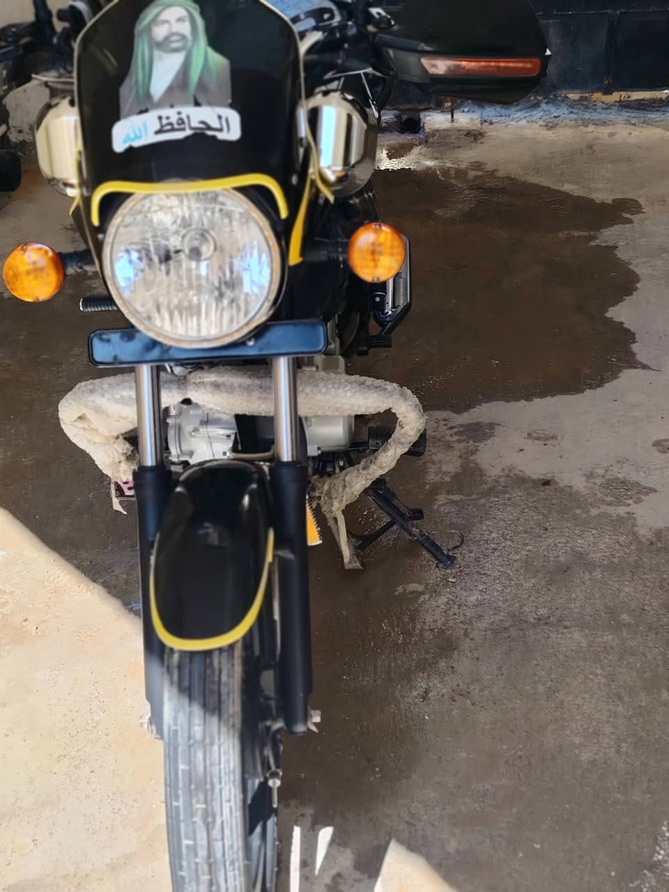 السلام عليكم دراجه بوكسر للبيع موديل ٢٣  نضافه ١٠٠/١٠٠
اوراق اصولي كامل. دراجه تجي تفحص بيدك برغي ما مفتوح بغدا على الشركه للاستفسار الاتصال على الرقم
او خاص    ***********
