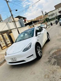 للبيع اومراوس تسلا موديل 23واي اول الين ماشيه 3000بغداد بسمي حادثهه جا...