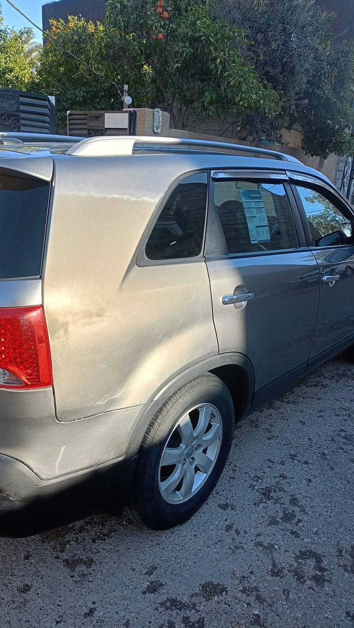 2013
4اسلندر 
5راكب 
نص فول 
بيهه ضرر جامرلغ امامي ضرر امريكا 
و٣ قطع جراد بسيط 
رقم ديالى إنكليزي 
عنوانه ديالى بعقوبة 
***********
سعر:125
