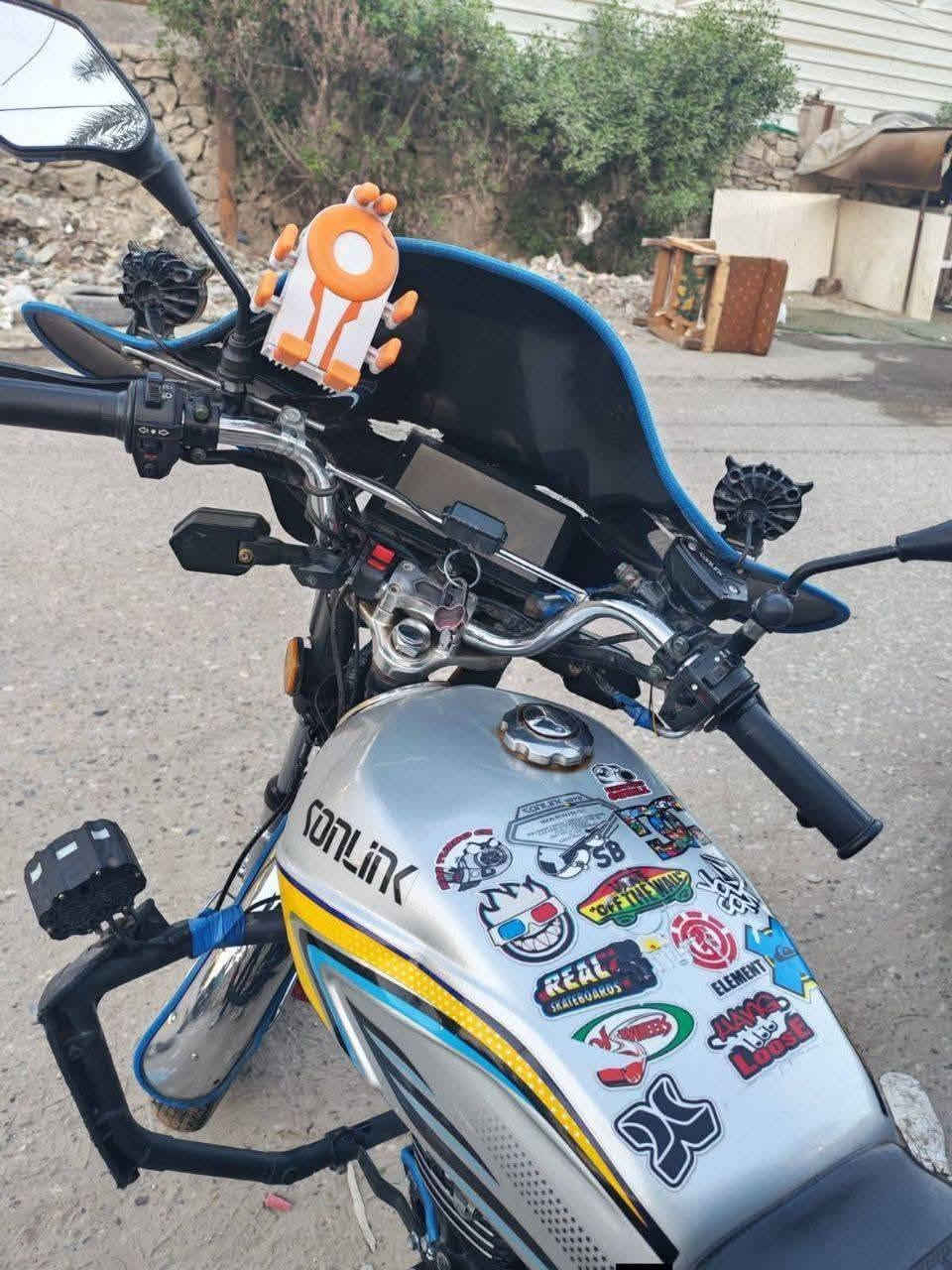 السلام عليكم سونليك 25 نظيفه مكفوله من برغي للبرغي محرك 200cc معروف الدراجة كامله كهربائيات عامه نكره سلف تاخذه ما تصرف عليه ربع بيه اضافات نشره ليورى وبلوجكترات وواقيه ومخرج USB للشحن
السعر 850 وبيه مجال 
مكاني بغداد الدورة 
***********
السلام عليكم سونليك 25 نظيفه مكفوله من برغي للبرغي محرك 200cc معروف الدراجة كامله كهربائيات عامه نكره سلف تاخذه ما تصرف عليه ربع بيه اضافات نشره ليورى وبلوجكترات وواقيه ومخرج USB للشحن
