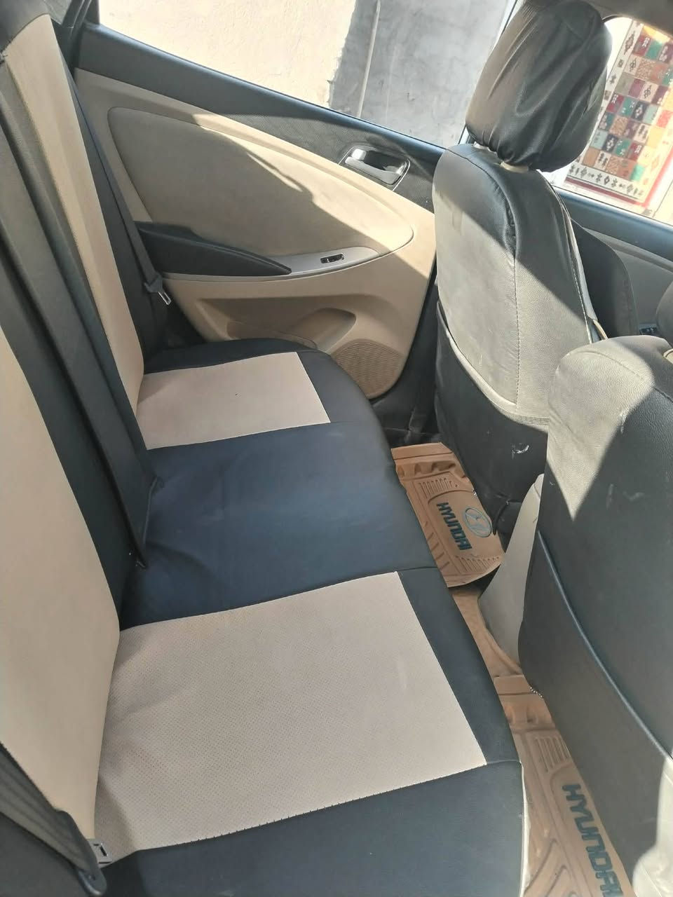 اسلام عليكم سياره اكسنت خليجي موديل2016 المواصفات مكينه 1400 بيه جاملق امامي امبدل اسعر 88 اوبيه مجال المكان بغداد احسينيه المعامل رقم الهاتف ***********
