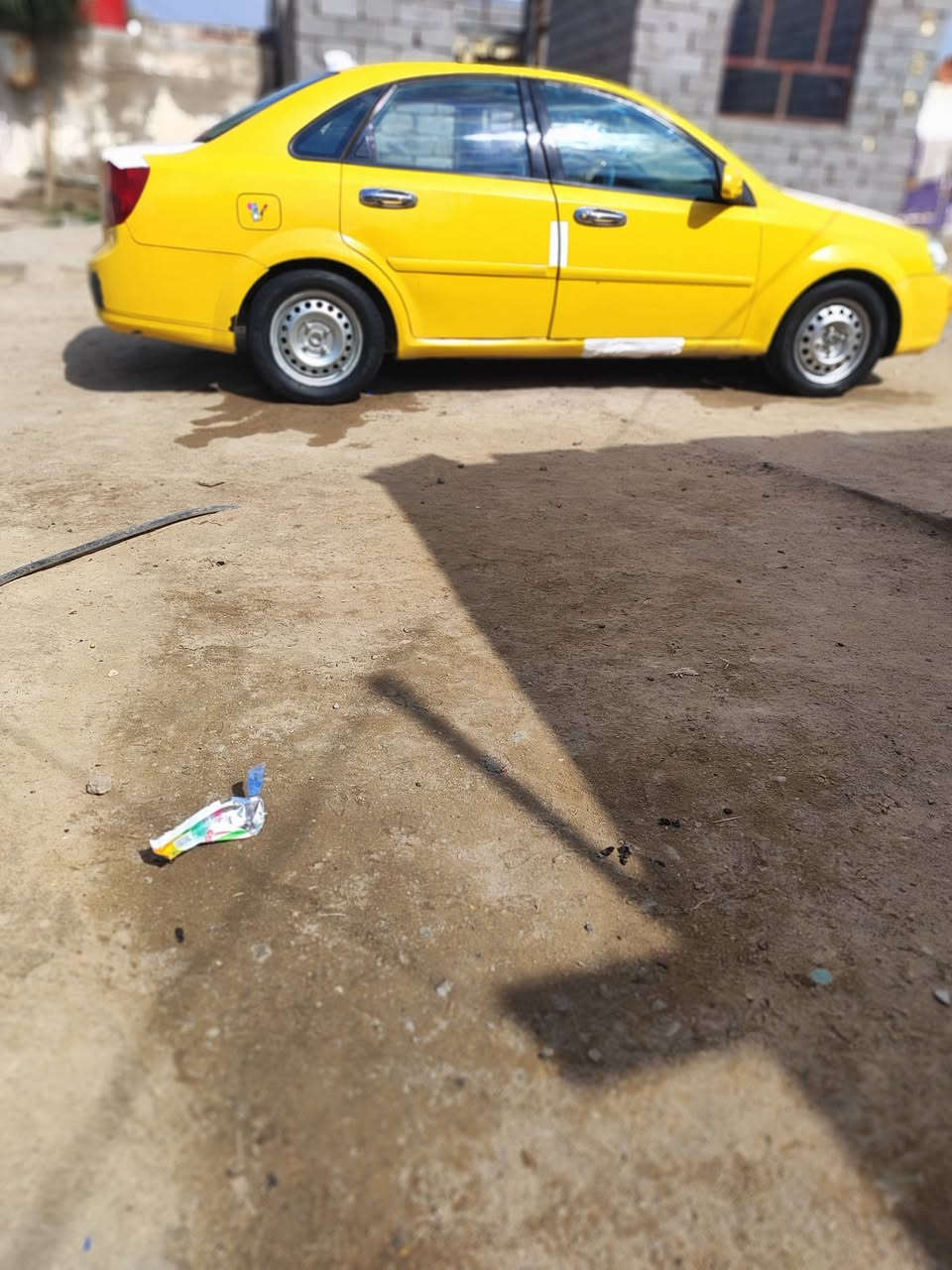 سلام عليكم سياره اوبترا موديل 12 سيارة مكفولة
 ونظيفه محرك كير كله جديد تايرات رقمه بصرة 
( انكليزي )  مصرفة هيئه وغرامات ما مطلوبه ابد 
تريد تحويل تريد وكاله باليعجبك 
راعيه المالك الشرعي ب الناصريه قريب عليه 
السعر 55وبيه مجال حك الجيه مكان السيارة
 ناصرية منطقة السبل قرب سجن الإصلاح 
رقم الهاتف***********
