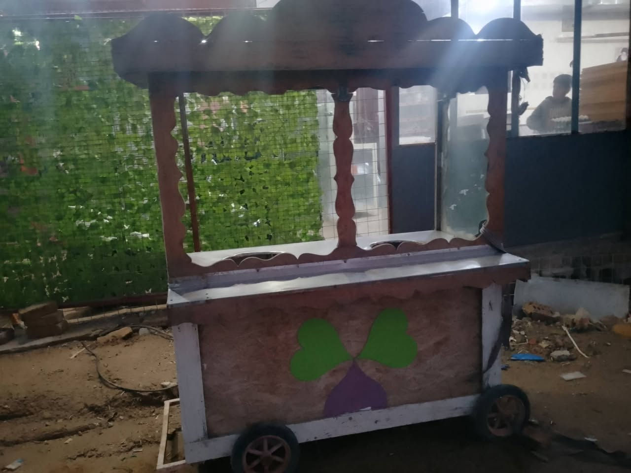 عربانه فلافل ولبلبي لبيع السعر 200وبيهه مجال بسيط لشراي مكاني الصابيات قرب افران قمر بني هاشم رقم الهاتف *********** لشراي يتواصل ع الواتساب
