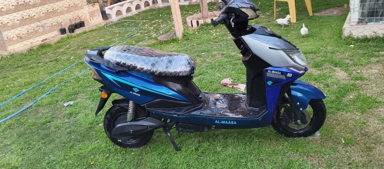 دراجة شحن الماسة للبيع
تخم جديد 7 بطاريات دبل
نضيفة وكلشي شغال بيها سعر 550 الف 
***********
