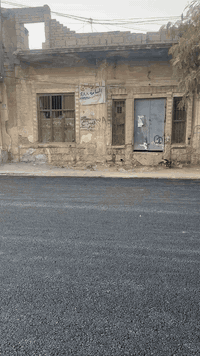 السلام عليكم دار للبيع( ارض) تجارية منطقة الكلوات الشارع العام مساحة القطعة 288 متر  شرط التحويل للتواصل اتصال 📞 (***********)
