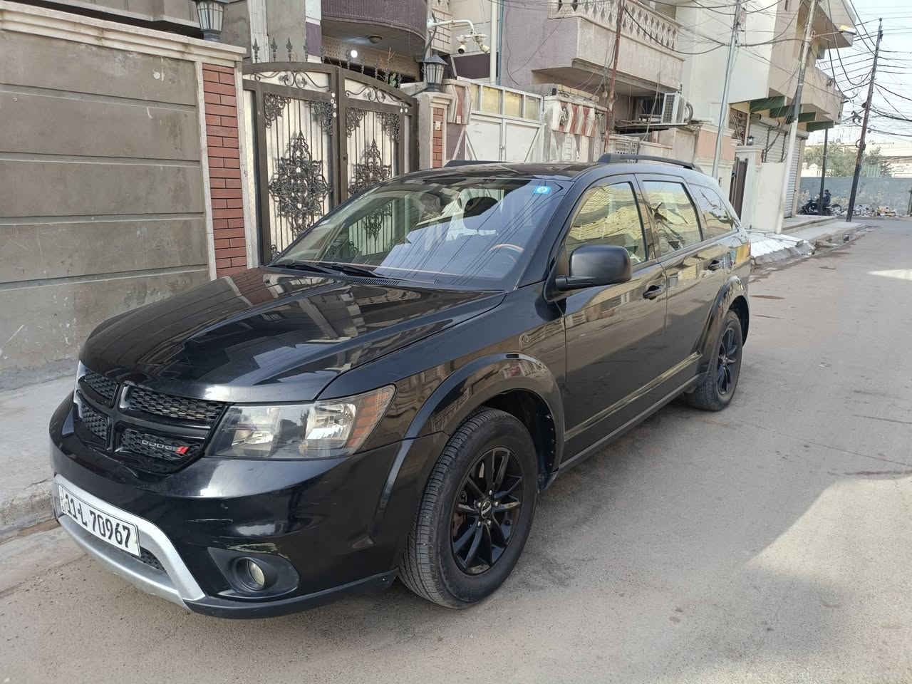 السلام عليكم دوج جورني موديل 2020 سياره 4 سلندر سبعه راكب تبريد قطعه واحده سياره بيها تبديل قطعه واحده وصبغ قطعتين حاليا السياره جاهزه وشغاله سعرها 128 ورقه رقم بغداد انجليزي وباسمي عنواني بغداد المشتل رقم الهاتف ***********
