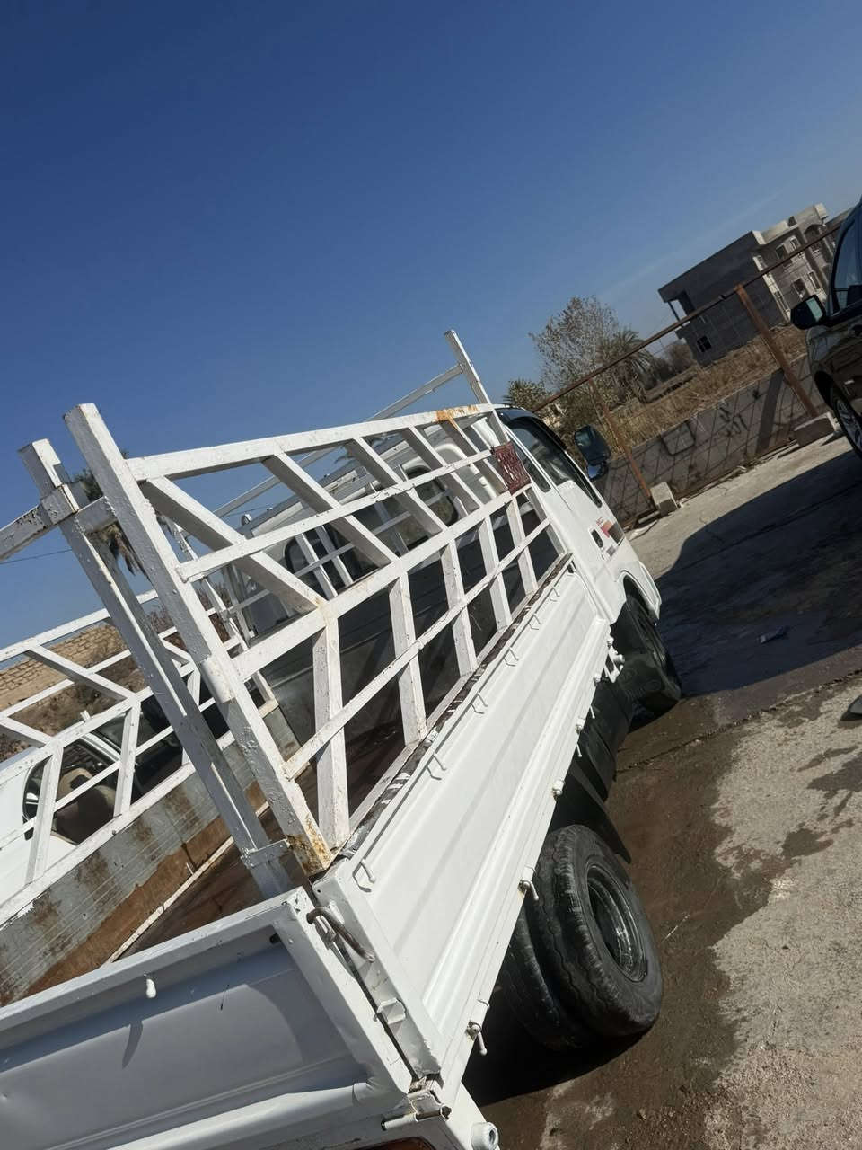 يا الله
السلام عليكم ام عيون ٢٠٠٢ ام الحاكيه للبيع 
مكفوله عام من كل شي
كير محرك اكسل شاصي رقم شاصي 
صدر باور ومشط
كله مكفول تخم تاير جديد 
كهربائيات كلها تشتغل 
رقمها ديالى مشروع وطني شرط التحويل 
مكاني صلاح الدين الضلوعيه 
سعرها ٧٥ اتصل فقط ما عندي خاص
***********
