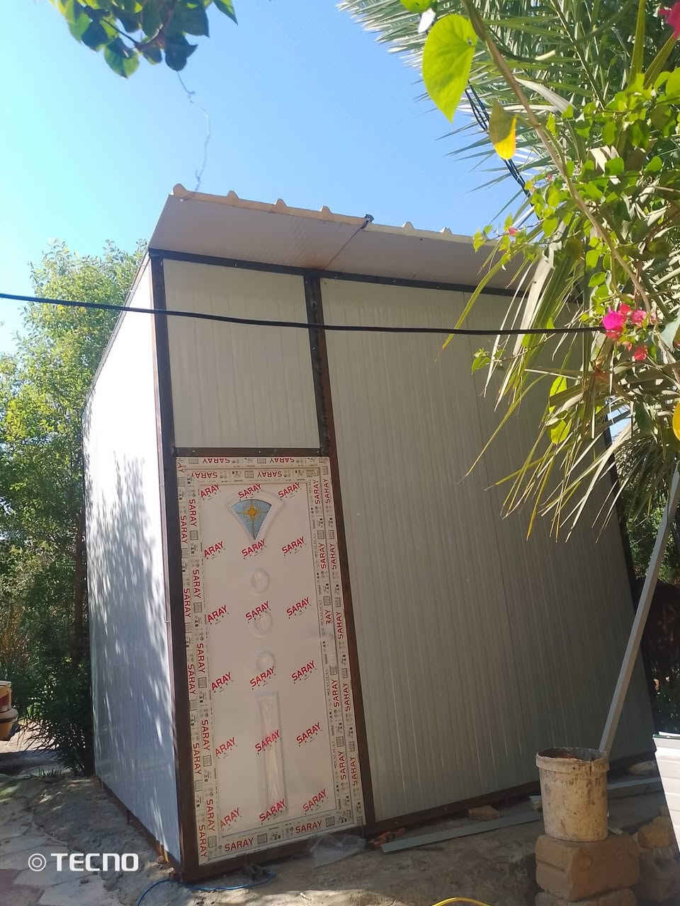 سلام عليكم اخوتي نعمل جميع الحداده صيانه ابواب شبابيك جرابي مراجيح اقفاص تانكي نعمل ابواب سحب وثابته ايطارات وباسعارر مناسبه جدا للتواصل واتساب ***********
