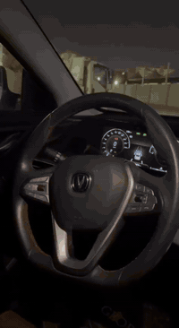 ✨ عرض حصري لبرمجة شاشات السيارات ✨
🚘 جميع الموديلات والأشكال
🔰 شانجان – ديبال – وجميع السيارات

🔧 خدماتنا المميزة:
▪️ برمجة نظام شاشة السيارة باحتراف
▪️ تفعيل Android Auto بدون قطعة إضافية
▪️ تفعيل Apple CarPlay (يتطلب قطعة خاصة)
▪️ تحديث نظام الشاشة لأحدث إصدار
▪️ تنزيل تطبيقات YouTube – TikTok وتشغيل الوسائط
▪️ تحسين الأداء واستقرار النظام

💰 الأسعار حسب السوق العراقي:

💠 Android Auto (بدون قطعة):
من 75,000 إلى 120,000 دينار عراقي

💠 Apple CarPlay (مع قطعة):
من 150,000 إلى 250,000 دينار عراقي
(حسب نوع السيارة ونظام الشاشة)

💠 تحديث نظام الشاشة + تنزيل التطبيقات:
من 90,000 إلى 150,000 دينار عراقي

💠 باقة كاملة (خدمة شاملة):
من 220,000 إلى 300,000 دينار عراقي

⭐ أسعار تنافسية مدروسة حسب السوق المحلي
اخوان  الموديل الحديث  من ٢٠٢٤ وفوك  السعر يختلف 
📍 الموقع: بغداد – البنوك
📲 الحجز عبر واتساب حصراً:
***********

🔔 تنويه هام:
حرصًا على خصوصية العمل وجودة الخدمة،
نرجو من الزبائن الكرام التفضل بالنزول من السيارة أثناء إجراء البرمجة.
شاكرين تعاونكم وتفهمكم 🌟

🏆 لماذا نحن؟
✔️ خبرة عالية
✔️ شغل نظيف وموثوق
✔️ بدون تغيير شاشة
✔️ خدمة سريعة
✔️ ضمان على البرمجة

📲 راسلنا الآن على واتساب وأحجز
 ***********
