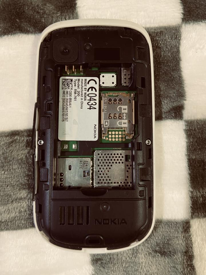 توفر جهاز نوكيا ٢٠٠ اصلي نظيف جدا مثل ما موضح بلصوره ديل شريحه  يوجد توصيل


**إذا كنت صاحب هذا الإعلان وتريد حذفه لأي سبب، رجاءا أرسل رسالة إلى الدعم الفني**