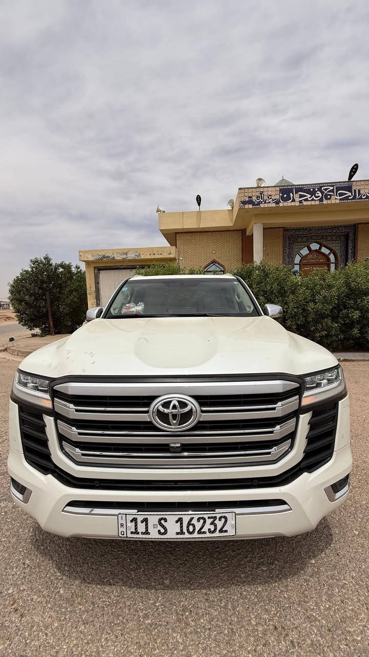 لاندكروزر VX  تون توربو 
موديل 2023
عداد المسافة 49.000
رقم بغداد دولي 
فول مواصفات 4 كاميرات و تبريد تدفئة كشنات امامية و تبريد كشنات خلفية
صندوق كهرباء و ثلاجة لايت لد 4 عدسات
اشارة لكزس و تطعيمات كروم و شحن لاسلكي
كفالة عامة
سعرها 116.500.00 دينار عراقي


**إذا كنت صاحب هذا الإعلان وتريد حذفه لأي سبب، رجاءا أرسل رسالة إلى الدعم الفني**