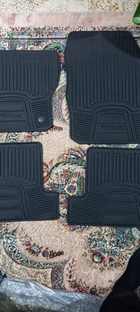 من رخصة الادمن السلام عليكم ورحمة الله توفر عندي ارضيات فورد فوكس ربر ...