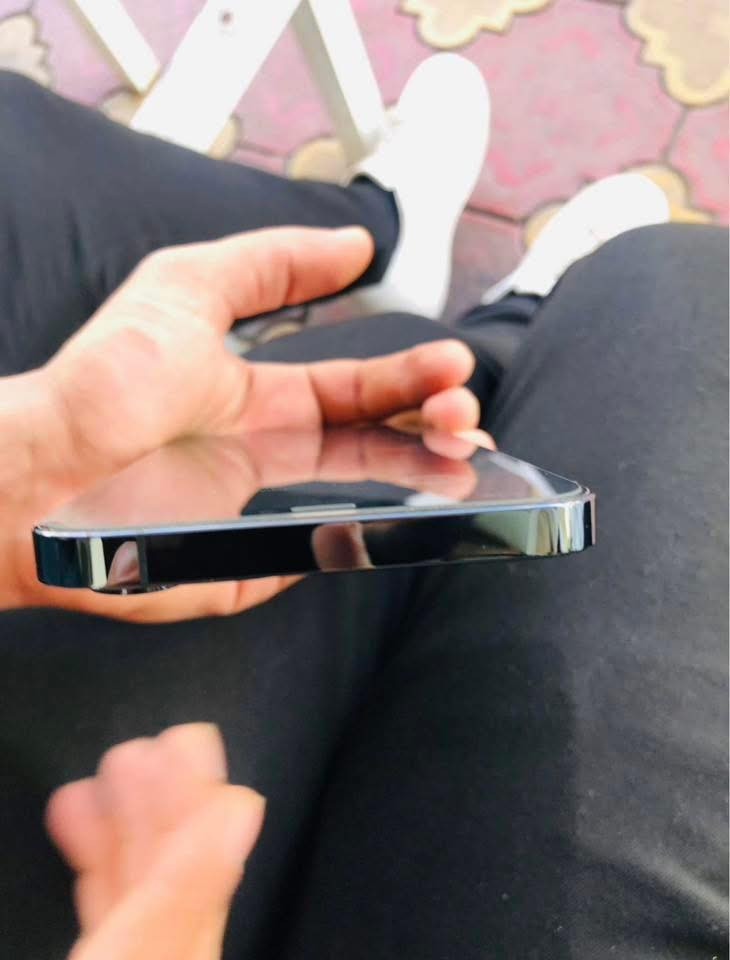 السلام عليكم أيفون 12 بروماكس دبل سيمكارت ذاكرة256 مامفتوح مامبدل بي أي شي كلشي بيلادي شرط فحس كمبيوتر بطارية77 بيلادي سعر 470 الف رقم مبايلي (***********)
