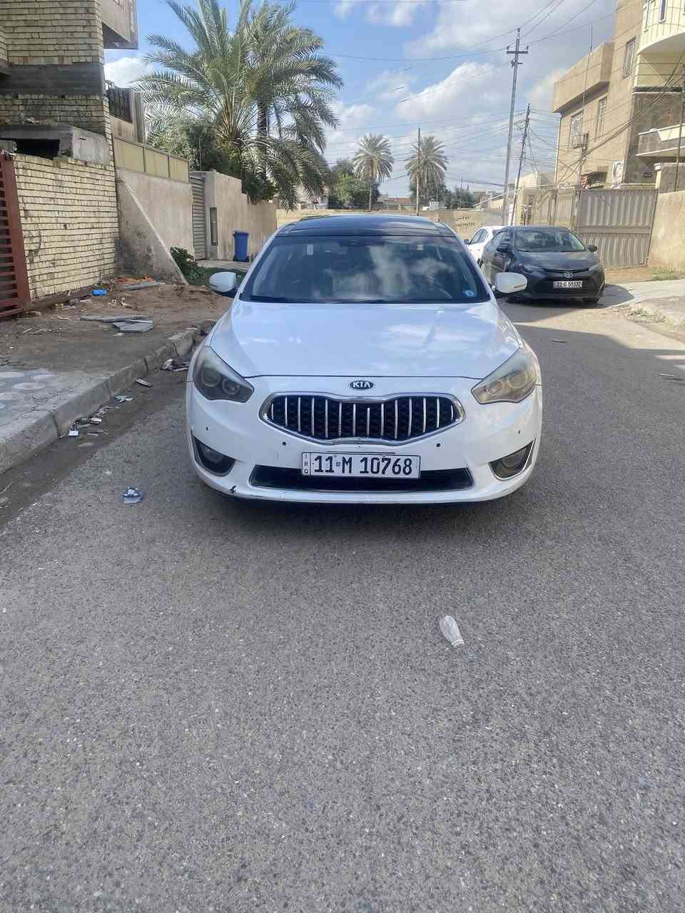 سلام عليكم كيا كادنزا 2015 وارد امريكي بيهة 3 قطع صبغ بدون دواخل مكينة 3300gdi  السيارة فول بصمة بانوراما تدفئة تبريد كشنات فول مواصفات 
مكانهة بغداد الزعفرانية السعر 125  وبيهة مجال 
***********
                                                  ***********
