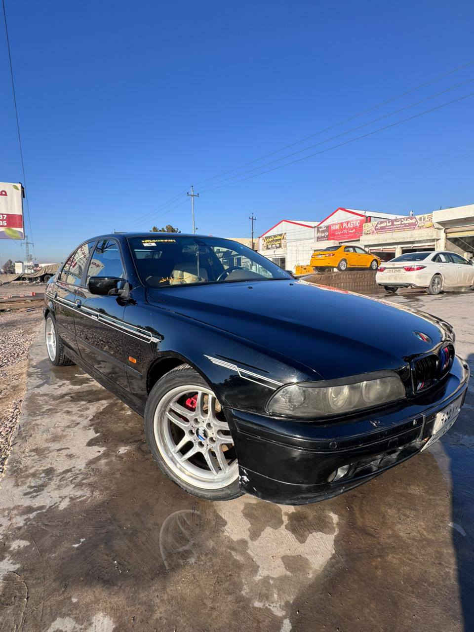 البيع فقط بيم سقر E39 موديل 2000 رقم اربيل منتهي شرط تحويل عليها غرامه 300 الف ريجع ورا معامله سبوغ عام جماليه بي فقط جاملغ سكن ضربه بسيط كير محرك شرط سعر 95 مجال قليل مكان كركوك داقوق رقم موبايل ***********
