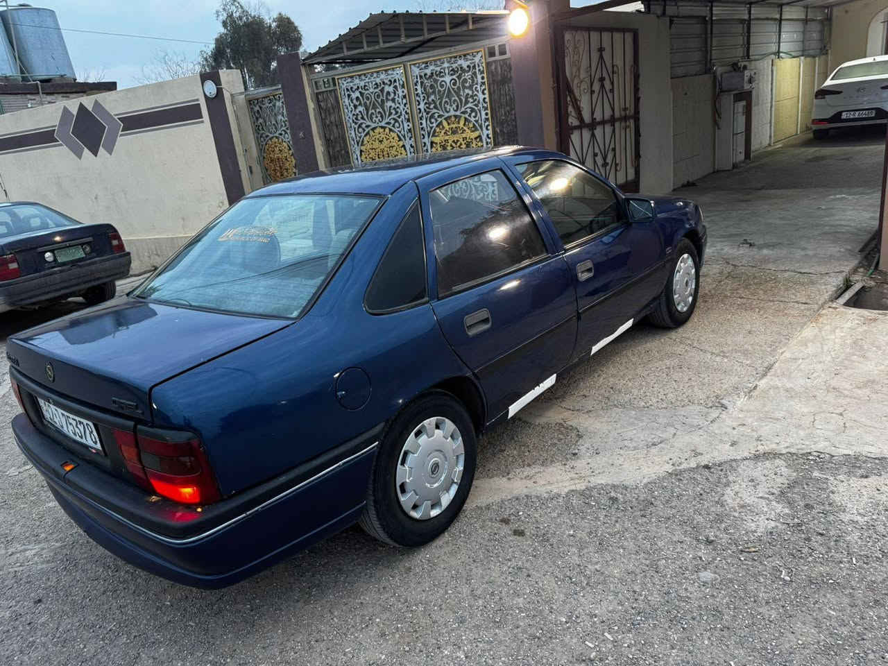 فكتره حجم 18 موديل 92 كل شيء بيها شرط من الدعاميه الدعاميه اي ضرر ما بيها فقط صبغ  حزام كير محرك شرط  السعر 50 بيها مجال قليل الشراي يتصل ***********
