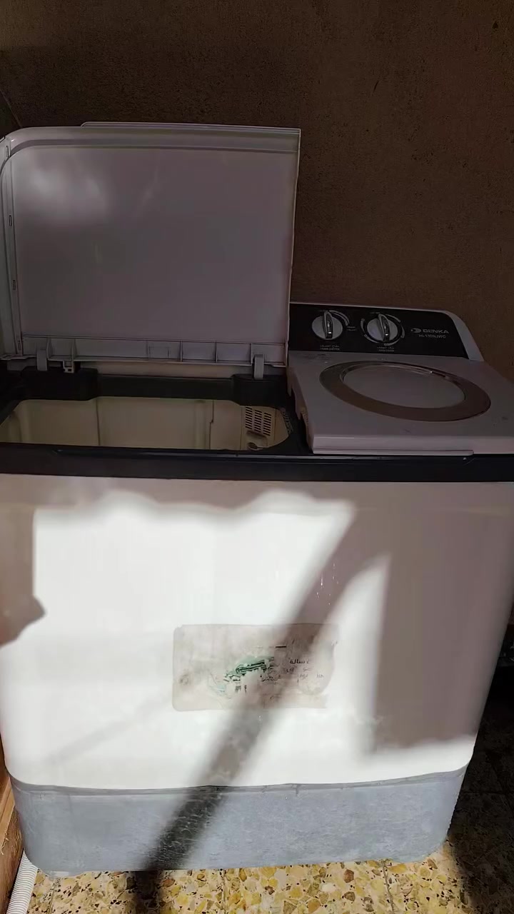 مرحبا عندي هاي الغساله جديده للبيع شغاله غسل وتجفيف 15 كيلو سعرها 80 مكاني نجف شراي خاص اكو توصيل بكروه


**إذا كنت صاحب هذا الإعلان وتريد حذفه لأي سبب، رجاءا أرسل رسالة إلى الدعم الفني**