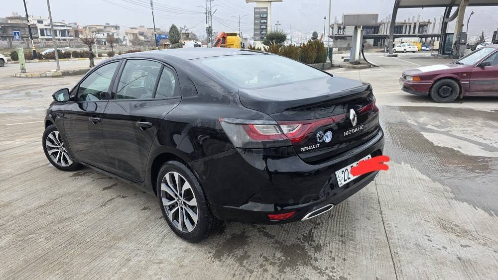 ڕینۆ مێگان 2023 مواسەفات 
بێ بۆیاخ ، بێ لێدران، بێ تەعدیل، شوخت. سفری شریکەی موهەندی هەولێرە.
سعر / 119 ورقە
۰۷٥۰۱٥۱٦۳۱۷ 
بزوێنەر: ١.٦ لیتر، ٤ پستۆن 
• گێڕ: ئۆتۆماتیک
• ڕۆیشتوو: [ 40]هەزار کم 
• ڕەنگ: ڕەشــــی قەتران
تایبەتمەندییە گرنگەکان:
•خەلیجی سفری شەریکەی موهەنەد
• شاشەی گەورەی لەمس (Touch Screen)
• کامێرای دواوە و حەساسی دواوەی.
• لایتەکانی LED ڕۆژ و لایتی تەم
• کوشنەکان: جەلد
• سیستەمی جێگیرکردنی خێرایی (Cruise Control)
• سوکان ڤۆلیۆم و بلوتووس (Bluetooth)
• جامەکان و ئاوێنەکان کارەبایین
•سندوق کارەبایی
ویل کەپی بیلادی شریکە
سوکان ڤۆلیۆم ،تحدید سورعە، دبڵ گێر. 

دۆخی ئۆتۆمبێلەکە:
• ئۆتۆمبێلەکە زۆر پاکە و وەکو نوێ وایە ، سفری شریکەی کوردستانە.
• بێ بۆیاخ و بێ لێدران
• هەموو کارەباییات و مەکینە و گێڕی بە شەرتە
•سەنەوی و ژینگە و ڕێگاوبانی تازەیە تا ٢٠٢٩ 
•بەشەرتی تەحویل و غەرامە و وەکالەت
• شوێن: ڕانیە
•
ژمارەی خاوەنی 
 ۰۷٥۰۱٥۱٦۳۱۷

سعری 119 وەرەقە و مەجالێکی کەم رانية, السليمانية


**إذا كنت صاحب هذا الإعلان وتريد حذفه لأي سبب، رجاءا أرسل رسالة إلى الدعم الفني**