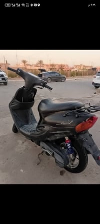 دراجة بيجي • معدلة • موصل زهور