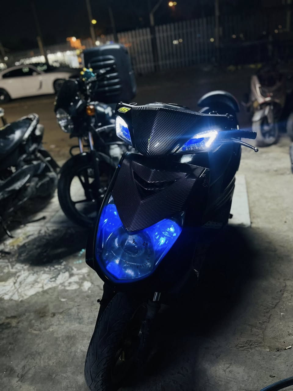 سكنس فحل نوزل للبيع دراجه خير من الله كفاله عامه بلاد بيها وياله نجمه اصلي كفرات ختم واحد بيها مازده لد واشاير لد وفراك كوسو بلادي نواعم قطره دهن وقطره اكسل دواسات DLR وقبق بانزين صليب dxr صالنصه صجميه بوشتين وبيها نوزل 8 قبق فلاوين ضوئي وكلجات زوج رياضي السعر راسلني عل خاص هنا او هاذ رقمي ***********
