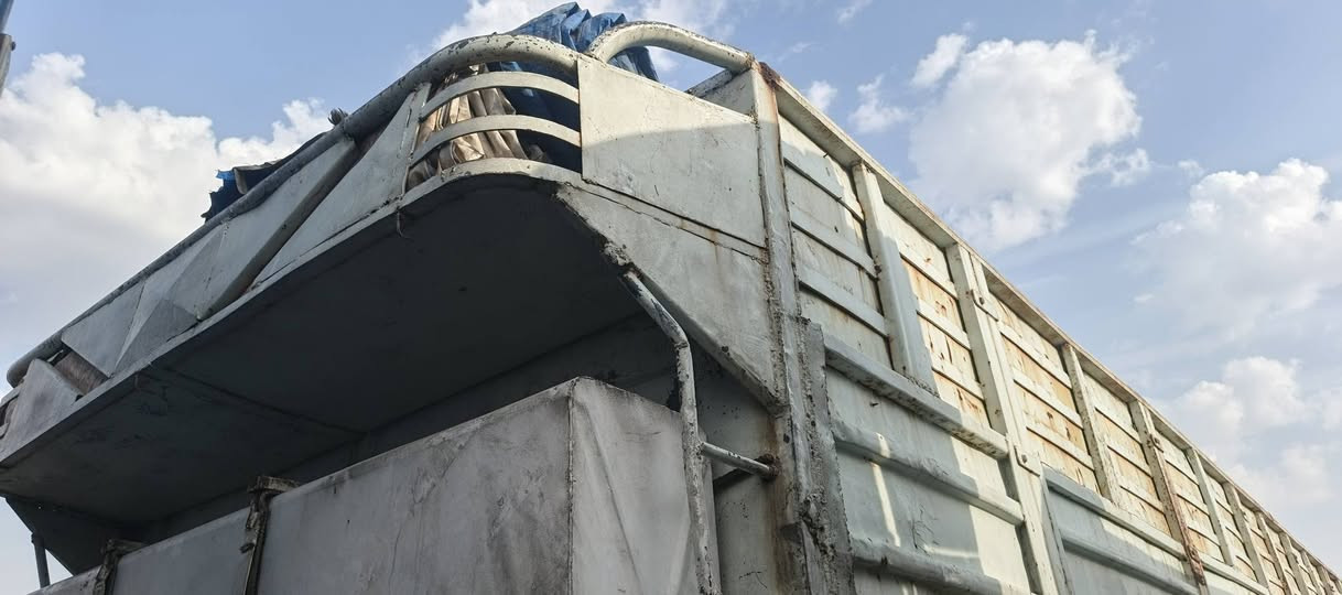 للبيع عربانه عداديه شاصي14تخم تاير*********** 4محاور***********/   سعر100
