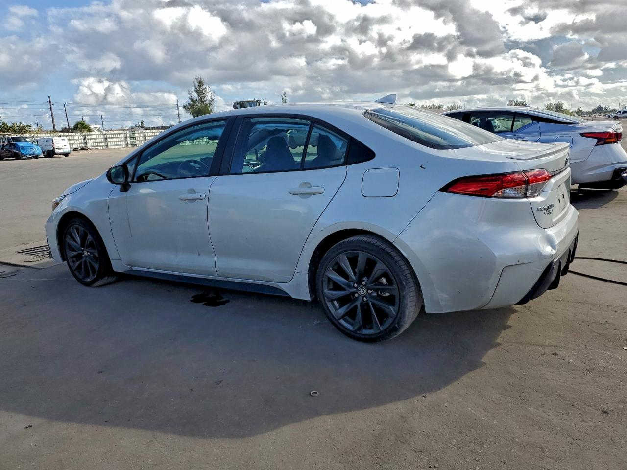 ✨ نشات للمزادات الامريكية ✨
تفاصيل المزاد :
🔹 تاريخ المزاد: 2026/2/16 الاثنين
🔹 نوع السيارة: 2024 TOYOTA COROLLA SE
🔹 السعر : حسب المزاد
🔹 الضرر: مرفق بصور تفصيلية 
🔹 المسافة: 26,120 mi
🔹حجم المحرك : 2.0L 4
9-7-5-5-8-7-2-5
🔹 خدماتنا:
◀ استيراد السيارات من كافة الولايات الأمريكية.
🚢 شحن سريع إلى الوجهات التالية:
ميناء أم قصر ⚓
ميناء جبل علي 🚚
ميناء مرسين 
إقليم كردستان (من الإمارات) 📦
🤝 توفير وكيل خاص لتعقيب معاملات السيارات الحرة والمعوقين.
◀شراء قطع غيار من دبي 
🚘تصليح سيارات في دبي 
🚘عرض سيارات الزبائن 
📊 أسعار تنافسية تشمل النقل الداخلي والبحري.
📍 الموقع:
كركوك- شارع قدس فرع ماركت روما 🏢
🔹 للمزايدة على السيارات:
👀 يمكنكم زيارة المكتب للاطلاع على السيارات المتوفرة.
📝 نوفر كشفًا تفصيليًا للسيارات المتضررة يشمل تقريرًا كاملًا وصورًا، متاح للاطلاع في مقر الشركة.
⏰ أوقات العمل:
يوميًا من 4 عصرًا إلى 12 منتصف الليل.
❌ عطلة المزاد: يومي السبت والأحد.
📞 للتواصل:
📱كركوك  : *********** 
📱كركوك  : ***********
TikTok: https://www.tiktok.com/@nashat_cars?_t=ZS-8t0UWWlL5JS&_r=1
🌟 نتشرف بخدمتكم وزيارتكم! 🌟
