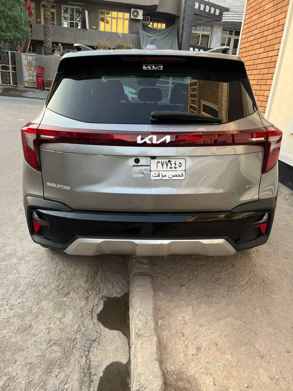 كيا سليتوز 2024 EX سلفر
اعلى مواصفات بالسيلتوز وارد امريكي حادثه بنيد ودعاميه وسحب جداً بسيط بشاصي الايمن سياره بدون رقم مكانه بغداد السياره معروضه ب149 وبيه مجال بسييط 
للتواصل ***********
