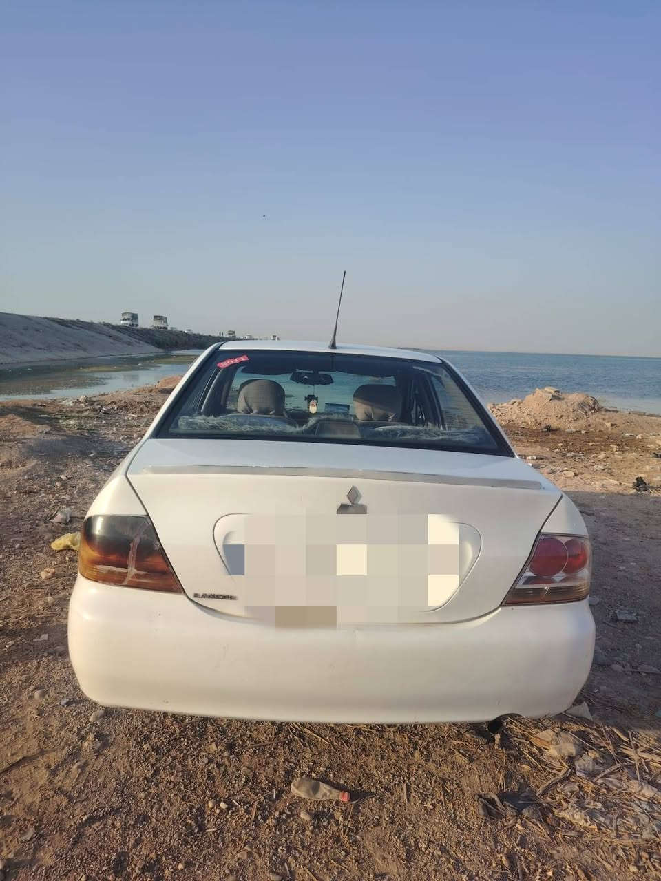 سلام عليكم مكلف بنشر انتصل على صاحبها ***********
لانسر موديل 11ب اسمي تحويل مباشر 
مكينه كير مكفول حداديه امامي خلفي جديد 
تبريد جديد مشتغله ثلج 
تخم تاير جديد 
سياره بدون ضرر
مصبوغه حزام لجماليه فقط 
سعر 75بيها مجال 
اخوان اني مكلف بنشر انت وصاحبها
