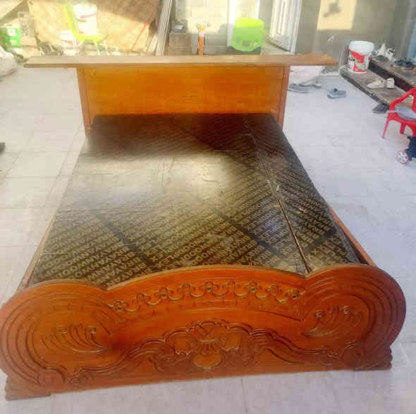 للبيع
   جوربايه ام نفرين مال غرفه كامله مع الديكور بلوك اسود قويه جدا نجارة عراقي
طول متر ١٩٠ عرض ١٤٠
السعر ٧٥
قضاء المدينة/ منقطة البدران 
***********
