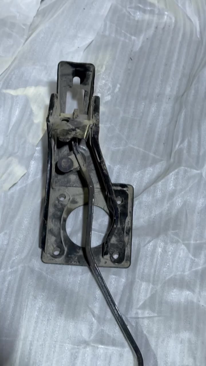 متوفر قطع غيار سيارات صيني متوفر توصيل جميع محافضات العراق ***********
