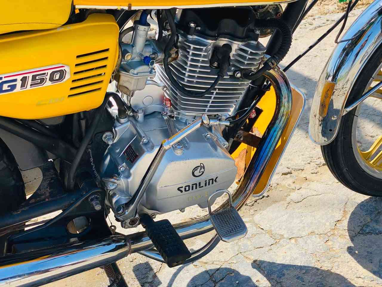 دراجة سونلينك (Sonlink CG150) للبيع
الموديل: 2022
المواصفات والحالة: الدراجة مكفولة من كلشي، المحرك صار يومين من مجفت وشغلة واداء فول والكهربائيات كلها شغالة وبشرط الفحص (شغل واطلع).
المكان: الدغارة - صدر الدغارة
السعر: 550 ألف دينار (وبي مجال بسيط للشراي ***********
