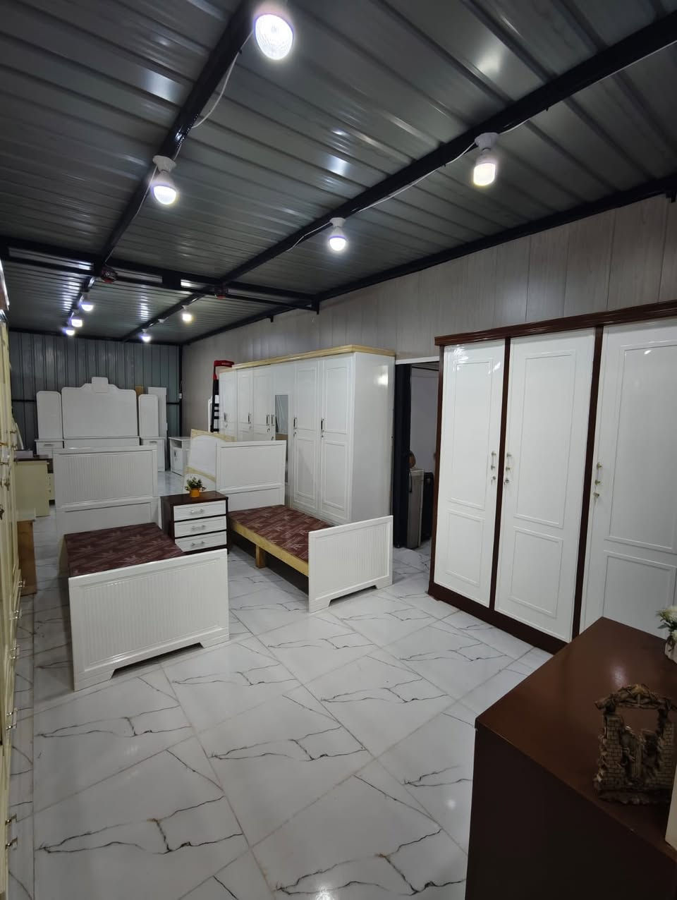 غرفه صاج عراقي جديد ابيض صبغ حراري السعر 750 الف شد ونقل داخل بغداد مجاني محافظات كروه ***********
