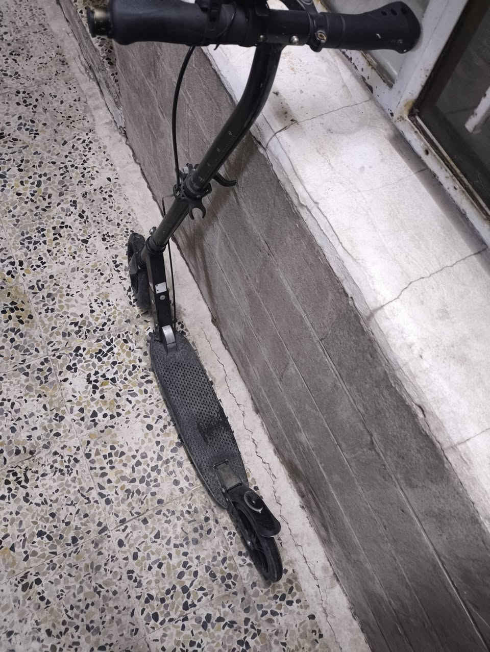 سكوتر للبيع شغال كلشي ما يحتاجه السعر 20 الف يتحمل عمر 15 سنة  و وزن لحد 55كيلو


**إذا كنت صاحب هذا الإعلان وتريد حذفه لأي سبب، رجاءا أرسل رسالة إلى الدعم الفني**