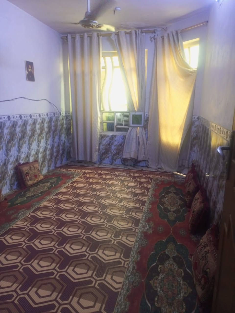 بيت للبيع المساحة 75 
واتساب: ***********
