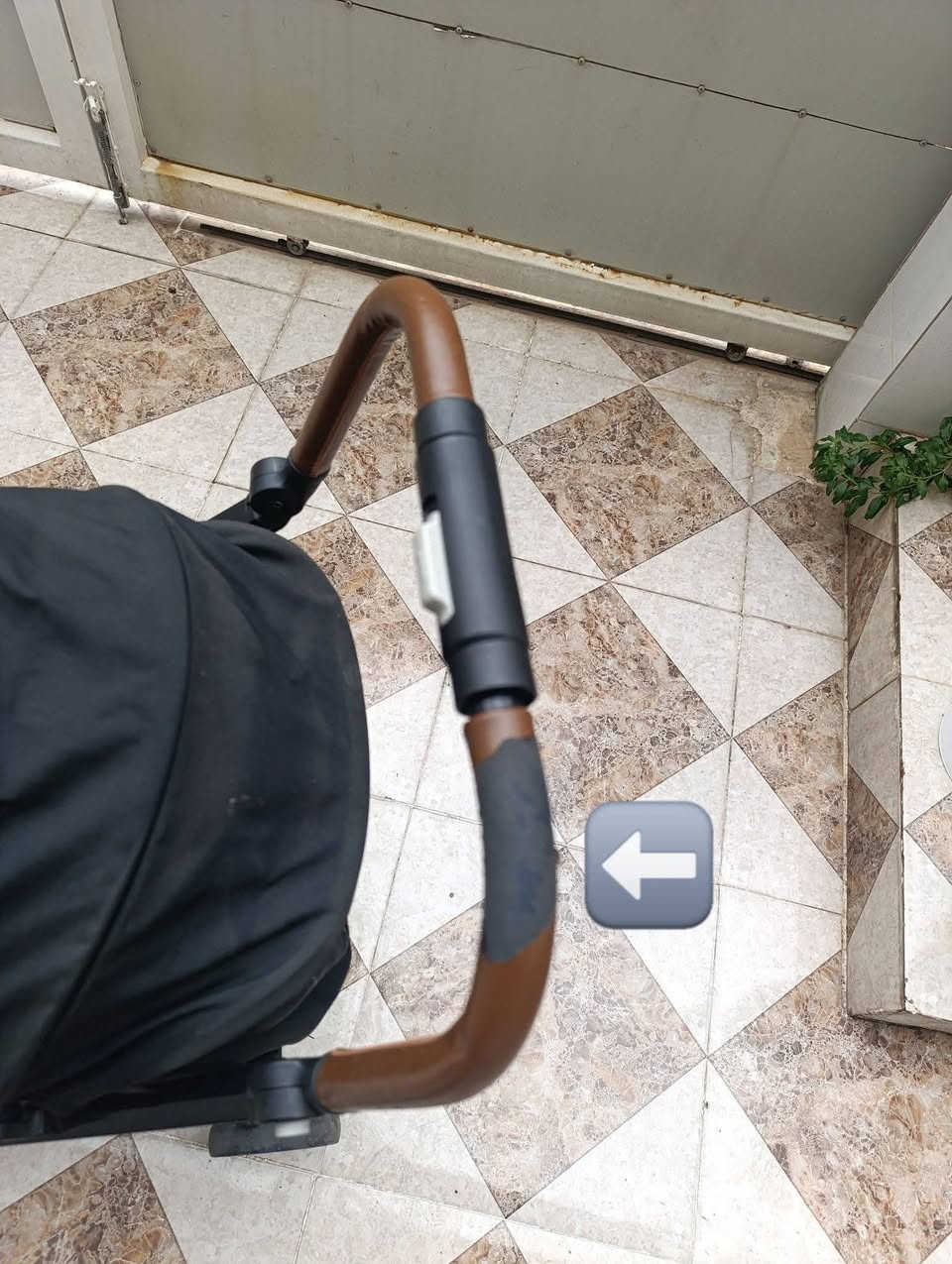 عربة اطفال للبيع بسعر 20 الف
العنوان حساروك
الصور موجودة جوا


**إذا كنت صاحب هذا الإعلان وتريد حذفه لأي سبب، رجاءا أرسل رسالة إلى الدعم الفني**