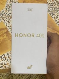 شباب مبايل نضيف سعر350 وبي حك لكروه وذا مراوس بايفون 07767447850
