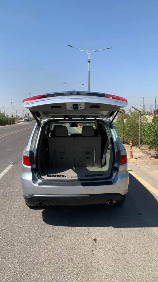 للبيع 
دورنكو  
موديل 2012
محرك هيمي 8
حجم 5700
فول مواصفات 
كفاله عامه 
محرك كير شرط 
تخم جديد
صدر جديد
السياره جديده بمعنى الكلمه آحلا من الصوره مكان تكريت الاستفسار اتصل على صاحبها 
***********
