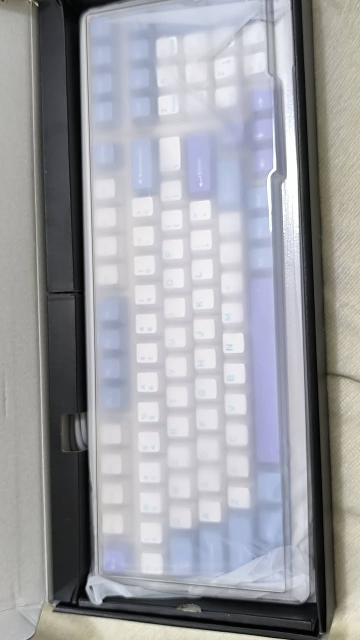 كيبورد شركة AULA F99 جديد غير مستخدم
حط سعر يستحقة اذا سعر مقنع بالعافية موجود توصيل 5 لكل محافظات العراق 
***********
