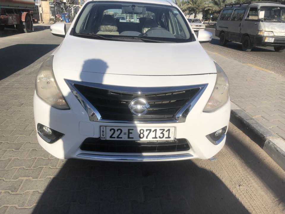 نيسان صني 2023 فول بصمه دشبول بيانو
ويل كب كيجات ليزريه جديده كلش السياره استخدام شخصي  مري شفط 
مبدل بيهه باب فقط بدون اي داخل السياره جديده جديده 
وبيهه يم البك لايت جلخ واضح بلصوره ما مصلح 
بلعافيه على الياخذخه
السياره باسم شركه وعندي بيهه وكاله 
مكاني نجف 
للاستفسار ***********
